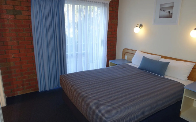 Torquay Tropicana Motel