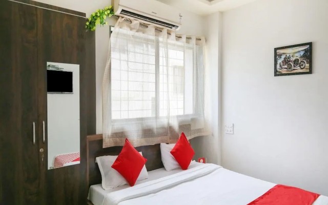 Aero Studio by OYO Rooms