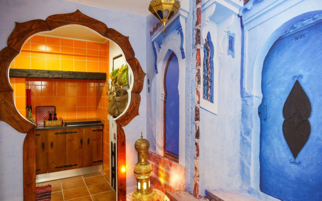Al-Ushbuna Residence & Hostel