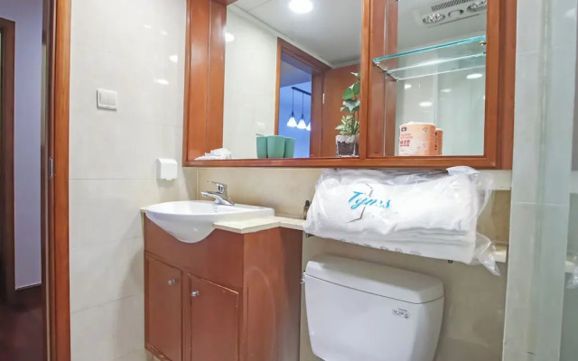 Tyms 2BR Apt Near ITC Xujiahui Line1 11