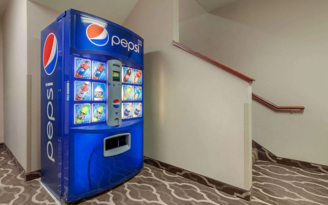 Comfort Inn & Suites Mitchell I-90