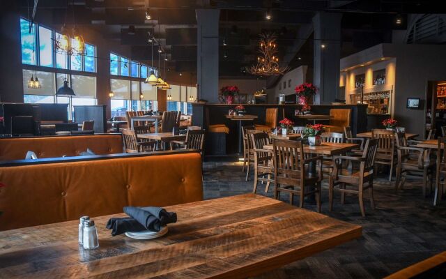 Fairmont Hot Springs Resort