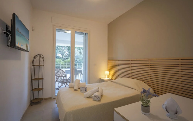 Villa Torricella Pool and Sunny Garden