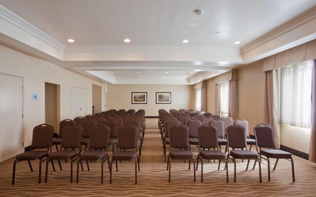 Holiday Inn Express Los Angeles Airport Hawthorne by IHG