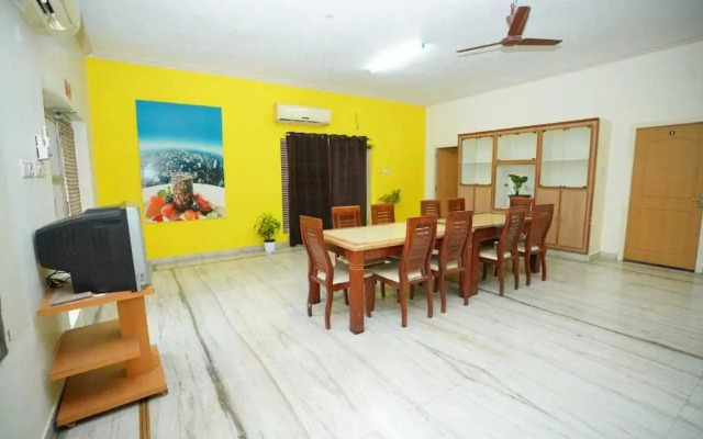 Oyo Flagship 805641 The Central Guest House