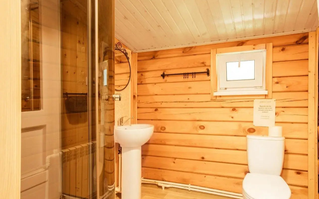 Медведь и Ягодка