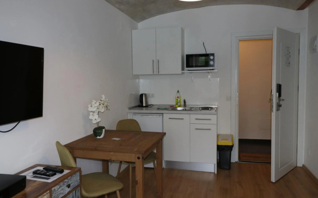 Apartment Stock Exchange I contactless check-in