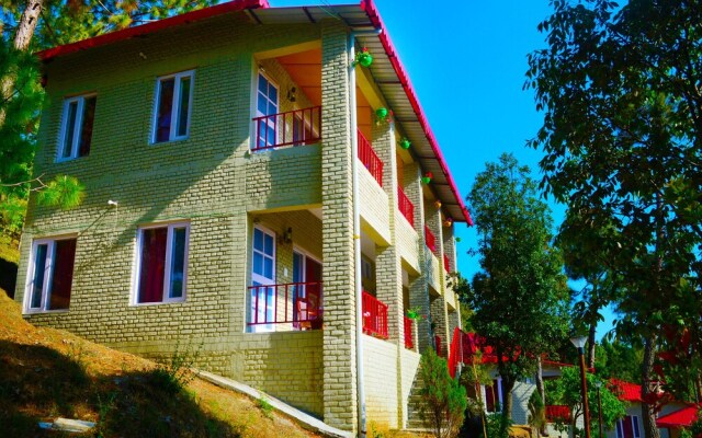 Majkhali Woods, Ranikhet, By Himalayan Eco Lodges