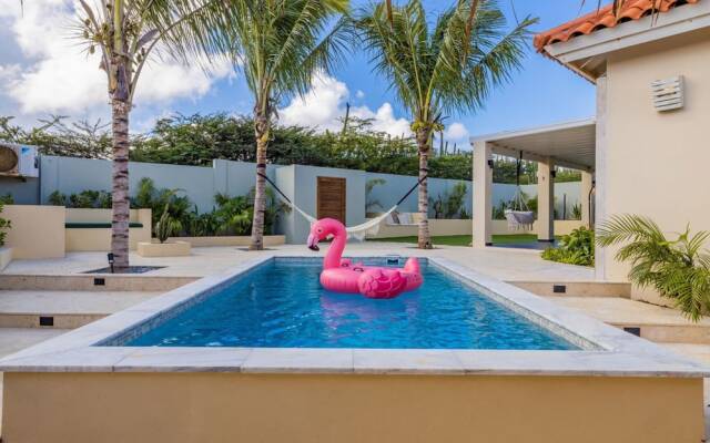 NEW Villa - Beautiful 3BR 2BA With Private Pool