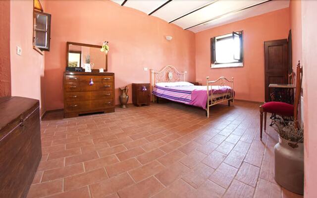 Perugia Farmhouse