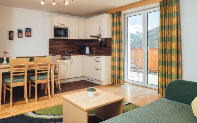 Apartment Ladis Fiss 40399