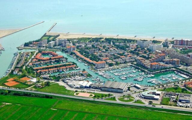 Flat With sea View Balcony