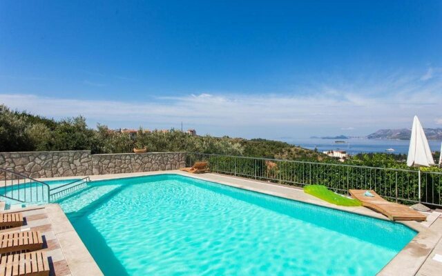 Apartments Bell Memories