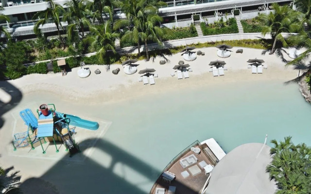 Shir Hub at Azure Urban Residences