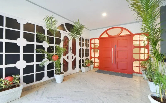 Srm by OYO Rooms