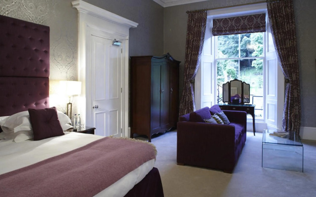 24 Royal Terrace