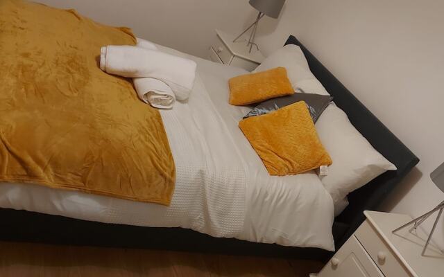 Beautiful 2-bed Apartment in Milton Keynes