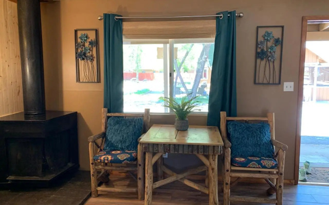 Grey Squirrel Resort & Vacation Rental Homes