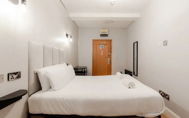 Britannia Court Hotel