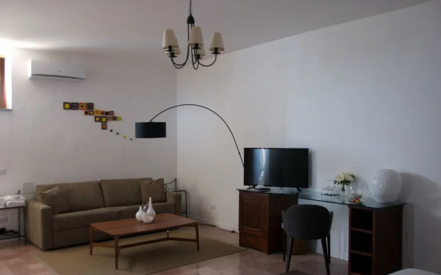 Santo Mercurio Country House