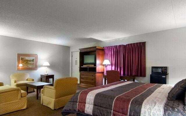 Knights Inn & Suites Emporia