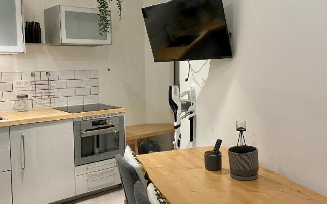Mrtn Apartments & Suites