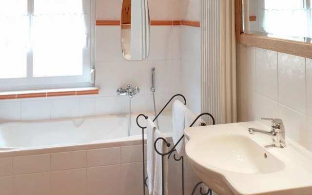 Entenhaus I Ediger-eller