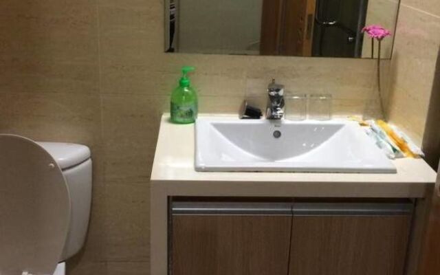 Chengdu Trail-walker House