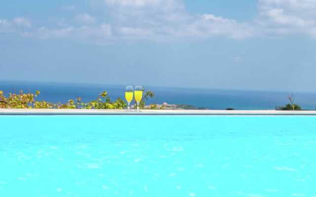Infinity Pool Villa With Sea Views Near Rethymno City & Beach and Shaded BBQ