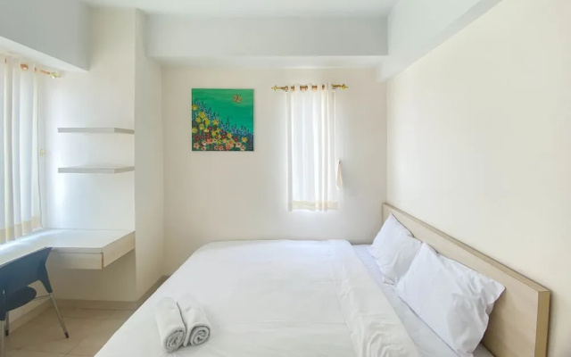 Homey And Cozy Stay Studio Margonda Residence 3 Apartment