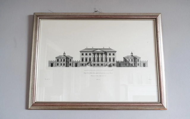 Queen St: Superb Penthouse Flat W/roof Terrace