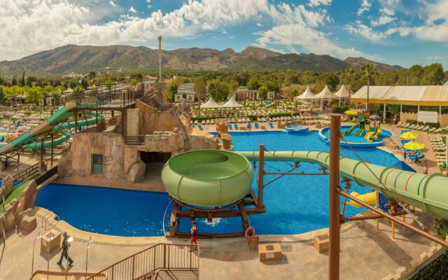 Magic Robin Hood Waterpark Lodge Resort