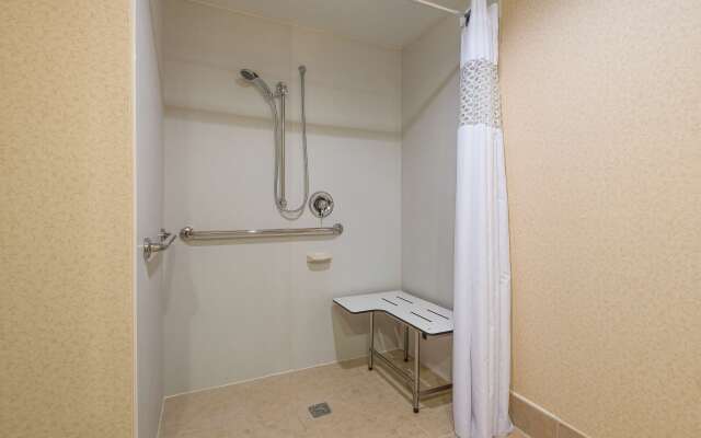 Hampton Inn Parkersburg-Mineral Wells