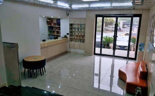 Super 8 Hotel Suzhou Taicang Taiping Sout Road