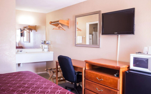 Albany Inn & RV Campground