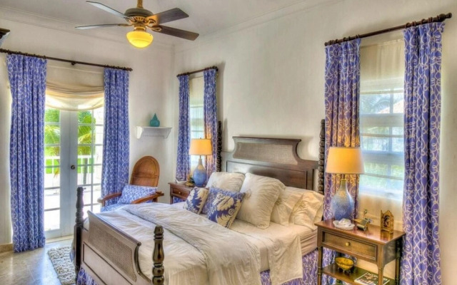 Sunny Vacation Villa 78