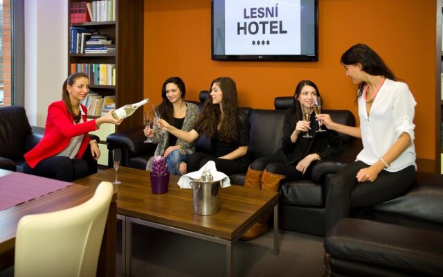Lesni Hotel