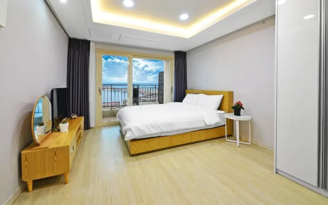 Seogwipo Daepyeong Olleh Pension