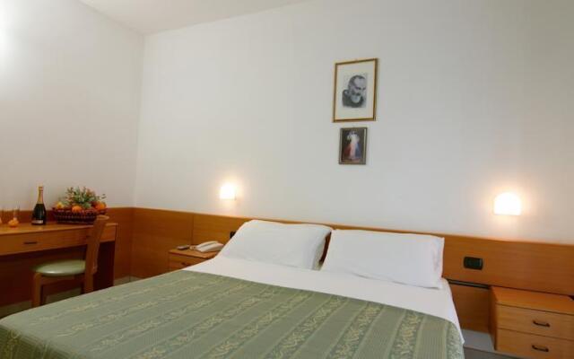 Hotel Ristorante Costaverde