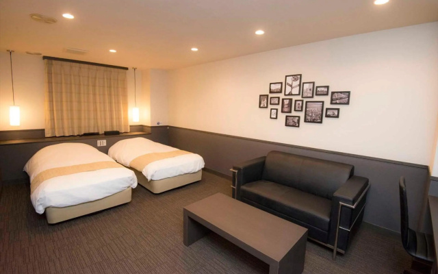 Hotel Double Funabashi – Guest Rooms – Funabashi