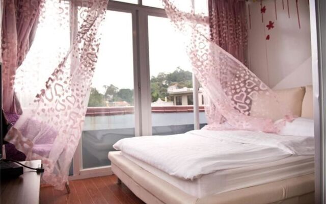 Yangguang Jiujiu Hotel