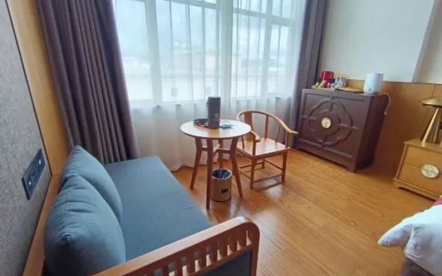 Ramada by Wyndham Diqing