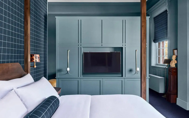 Vanderbilt, Auberge Resorts Collection