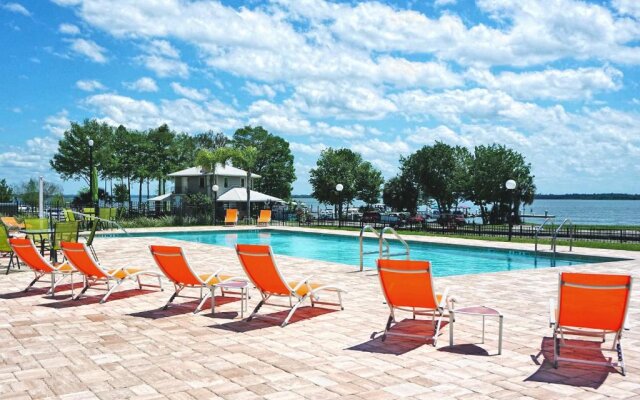 Key West Resort on Lake Dora