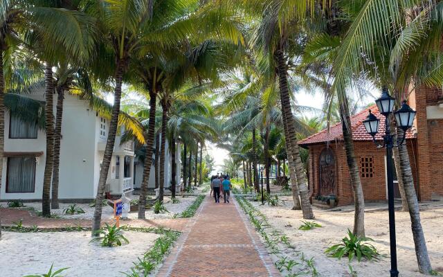 Kega Lighthouse Resort