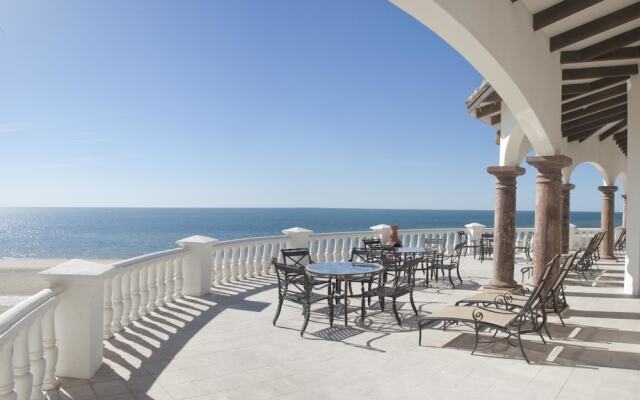 Casa Playa 5 Bedrooms 5.5 Bathrooms Home