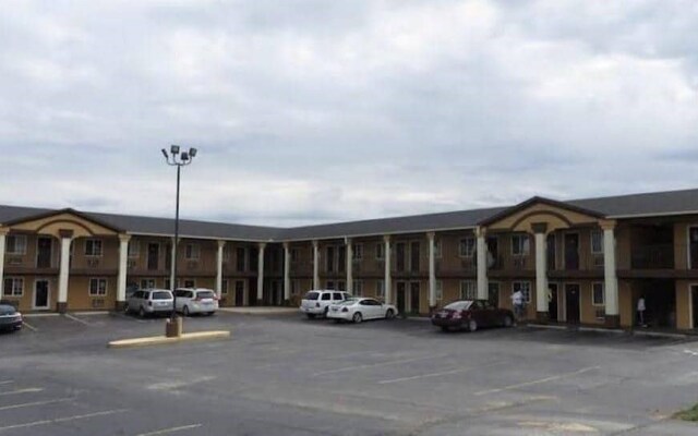 Economy Inn & Suites Joplin