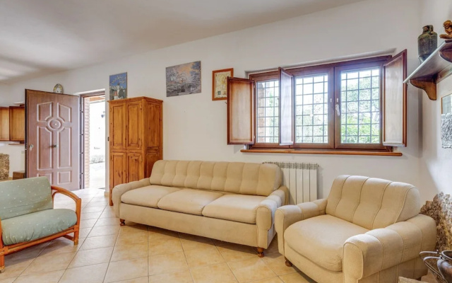 Chalet in Motta Santa Lucia in Greenery