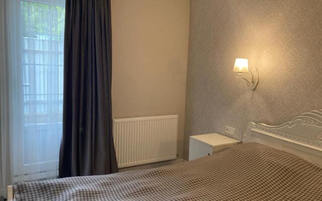 Nikas Guest House