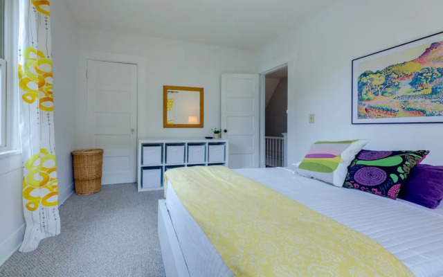 Charming Dayton Home: Walk to River + Downtown!